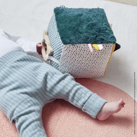 Cube sensoriel Stimuli - Jouets d'éveil - Kaloo