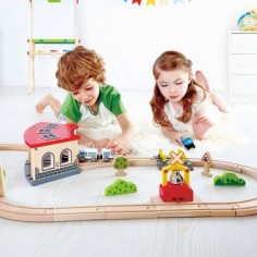 Quai de triage - train Hape - Hape Toys 2