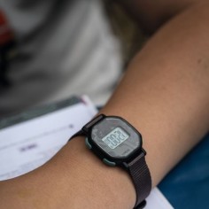 Montre Digitale Black octopus - Un jeu - Djeco 2