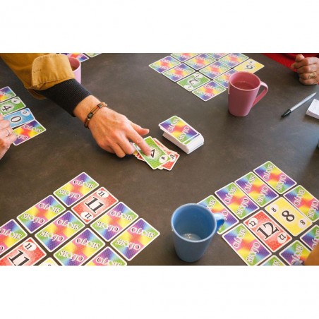 Jeu de société Skyjo Dès 8 ans - Magilano