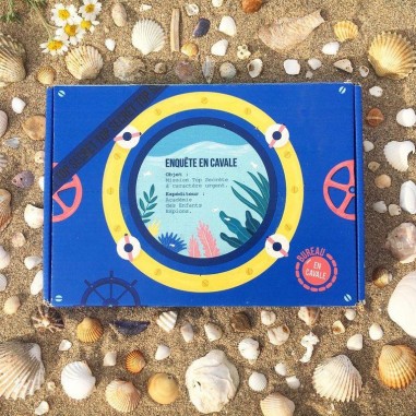 L'Enquête par Courrier - Les Fonds Marins - Jeux de société - En Cavale