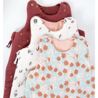 Gigoteuse chaude fleurie 70 cm Moulin Roty - Après la Pluie