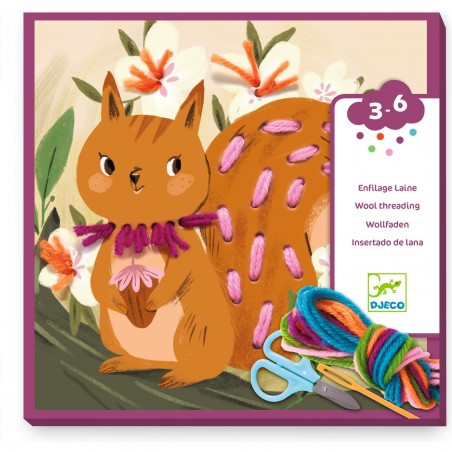 Coffret Enfilage Petit pas avec du fil - Djeco