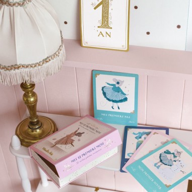 Cartes Mes 12 premiers mois - 30 cartes - La petite école de danse - Moulin Roty