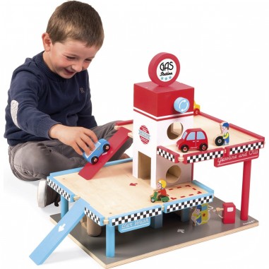 Garage jouet en bois enfant - station de lavage et station service