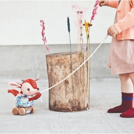 Stella le faon câline - Jouet à tirer - Lilliputiens